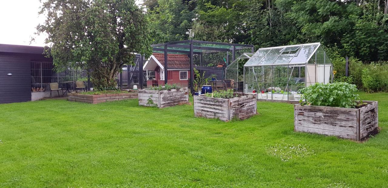 Tjornely Bed and Breakfast Ostervra Buitenkant foto